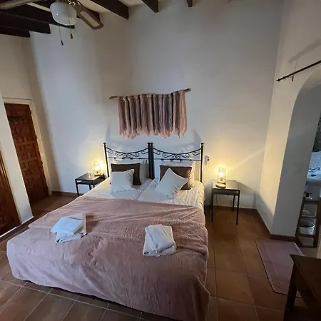 Casa Azafranes - Boutique - Bed & Breakfast Arenas (Malaga)